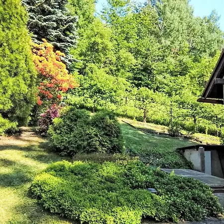 Jahor By Interhome Сasa de vacaciones Splzov